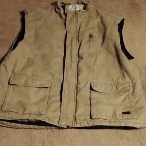 Men's Warm Wenyen XL Zippered Beige Vest with Many Pockets